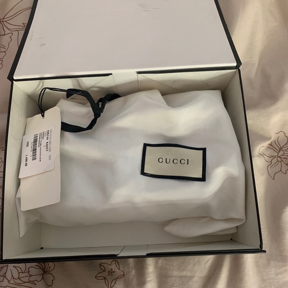 Trying to replace with a different bag. - Picture 3 of 4